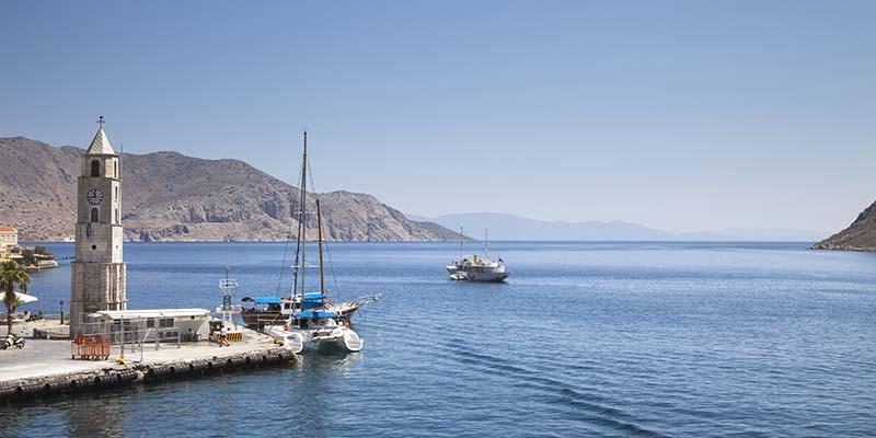 Katikies Mykonos: Chic and Cheerful in the Greek Islands