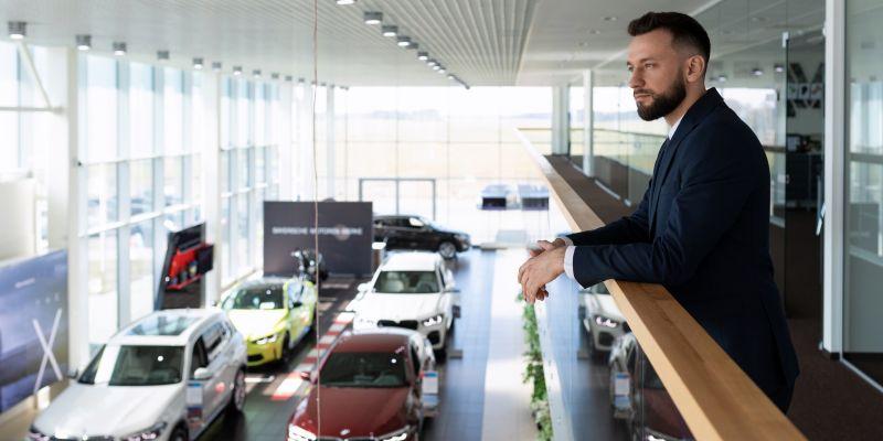 6 Garage Sale Setup Tips to Best Display Your Items & Make More Money